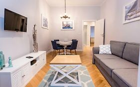 Saltwater Apartment
